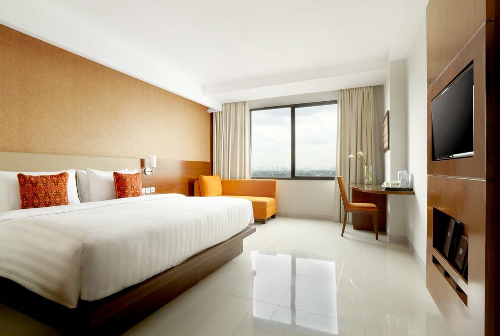 Santika Premiere Bintaro Serpong Exterior foto